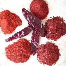 लाल शिमला मिर्च के टुकड़े